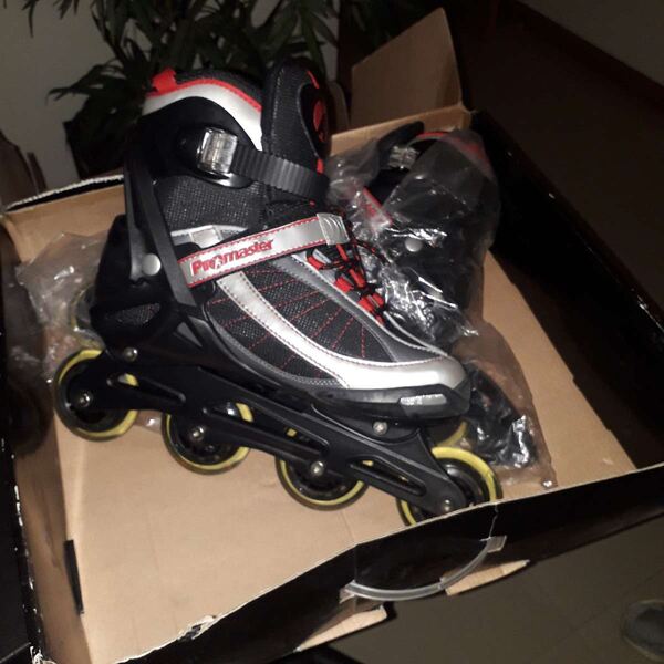 Novos sem uso. Patins e Patins em Linha