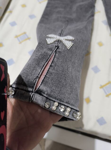 Calça Cinzenta. Calças mulher e Macacão