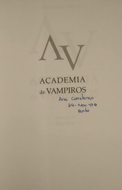 Academia de Vampiros. Livros