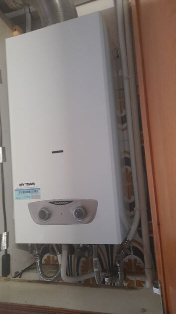 Esquentador à gás 11L Ariston- NOVO COM GARANTIA. Aquecedores de Água