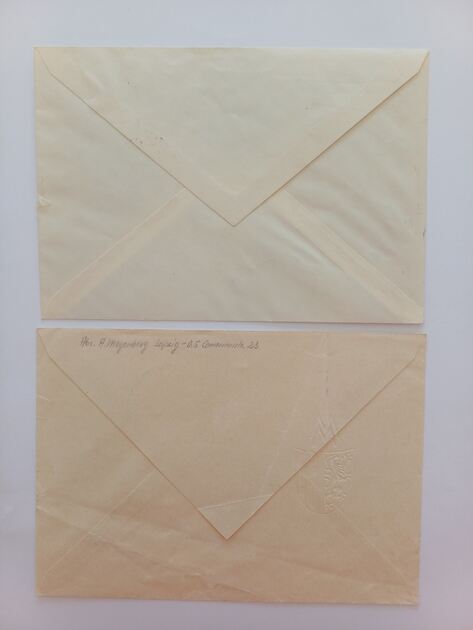 Filatelia - 2 envelopes da RDA. Selos