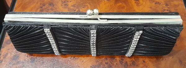 Pochete - Mulher. Carteiras