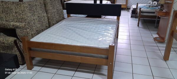 Cama de casal nº 1. Camas