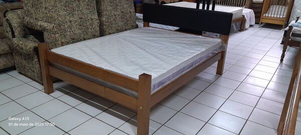 Cama de casal nº 1. Camas