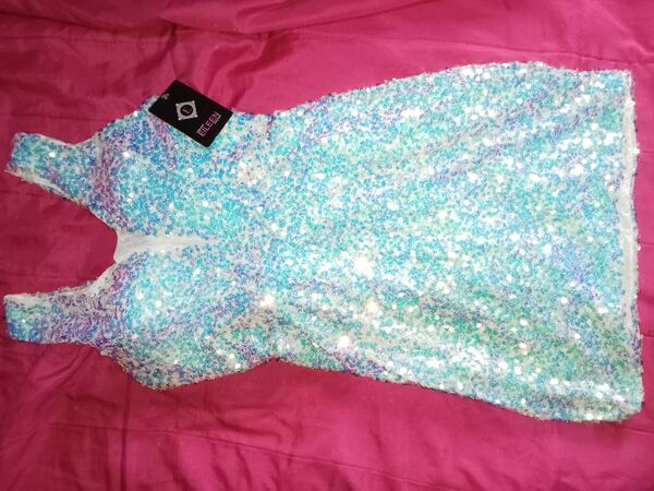 vestido . Vestidos