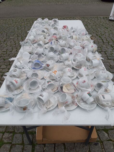 chavenas de café . Louças