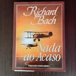 Livro -  Nada ao Acaso - Richard Bach. Livros. Olivais.      Muito bom