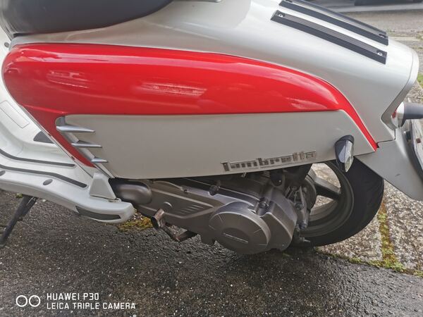 Lambretta ln 125 . Motos