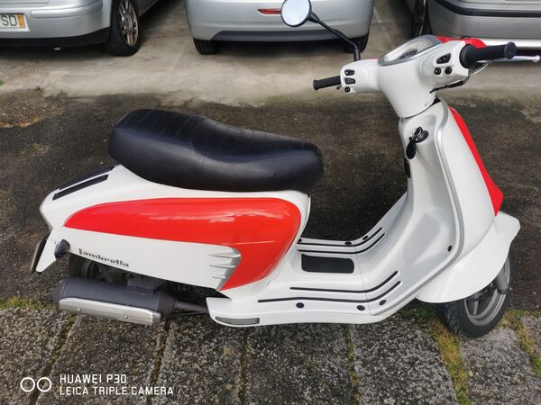 Lambretta ln 125 . Motos