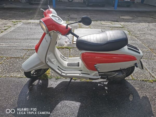 Lambretta ln 125 . Motos