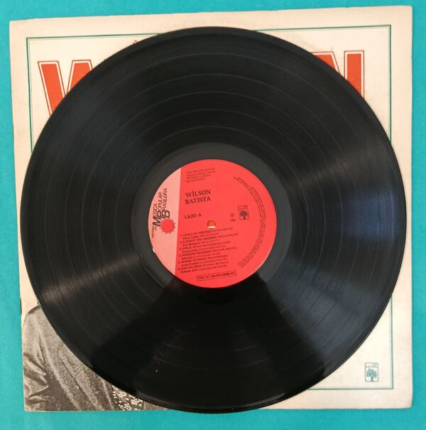 LP Wilson Batista . Vinil, CDs