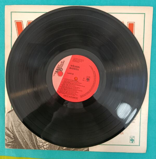 LP Wilson Batista . Vinil, CDs