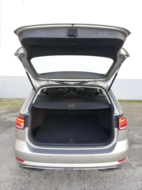 Vw Golf 1.6TDi Variant Confortline. Carros