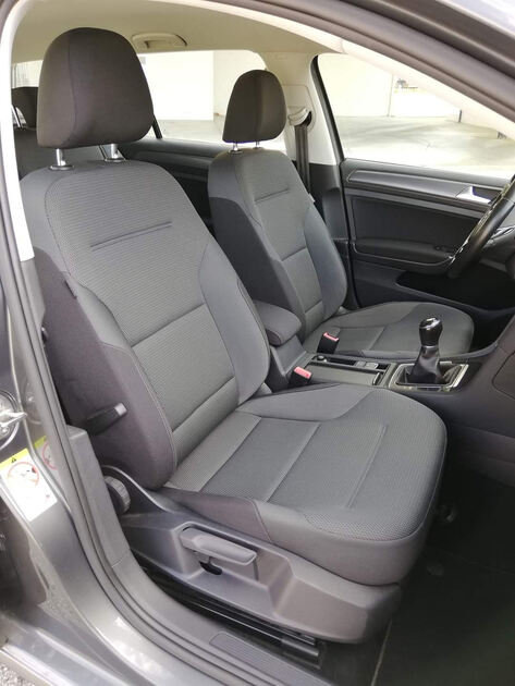 Vw Golf 1.6TDi Variant Confortline. Carros