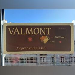 Autocolante Valmont grande formato, anos 80 . Outras Artes e Coleccionismo