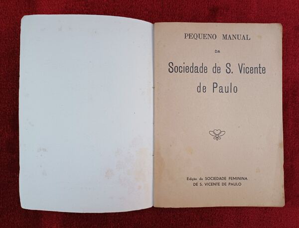 Pequeno manual da Sociedade de S. Vicente de Paulo. Livros