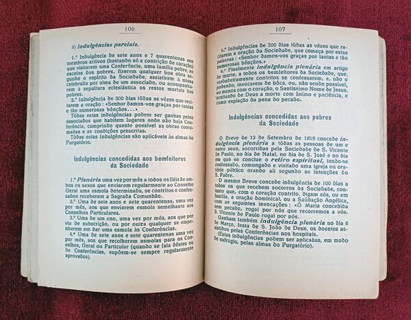 Pequeno manual da Sociedade de S. Vicente de Paulo. Livros