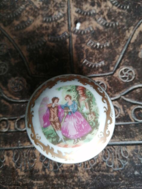 caixinha porcelana japonesa. Objetos de arte