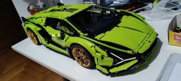 Lego replica perfeita lamborghini sian 3696pcs. Lego