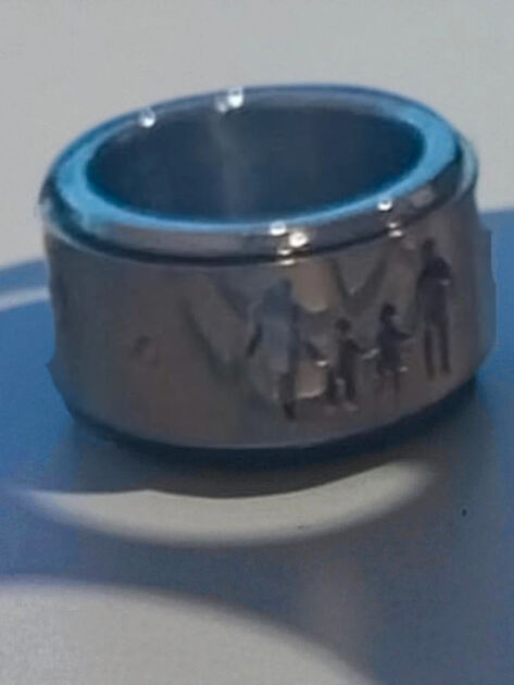 💍 Anel Giratório Dourado e Prateado Família. Anéis