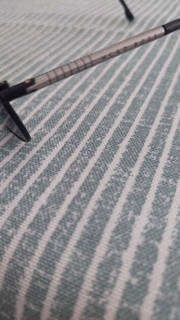 Oculos sol Hugo Boss. Óculos de sol