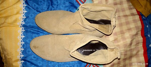 Bota italiana nº 38. Botas e botins