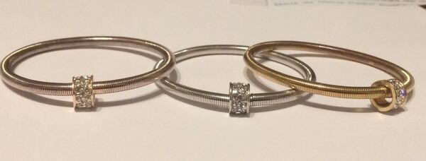 Pulseiras de mulher.. Pulseiras