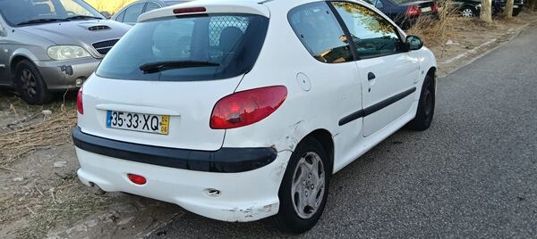 peugeot 206 comercial. Carros