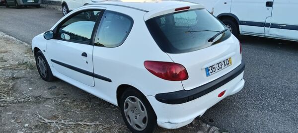 peugeot 206 comercial. Carros