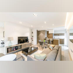 Piso de 3 dormitorios y 2 baños en alquiler. Casa e apartamentos para arrendar
