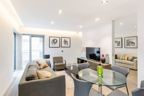 Piso de 3 dormitorios y 2 baños en alquiler. Casa e apartamentos para arrendar