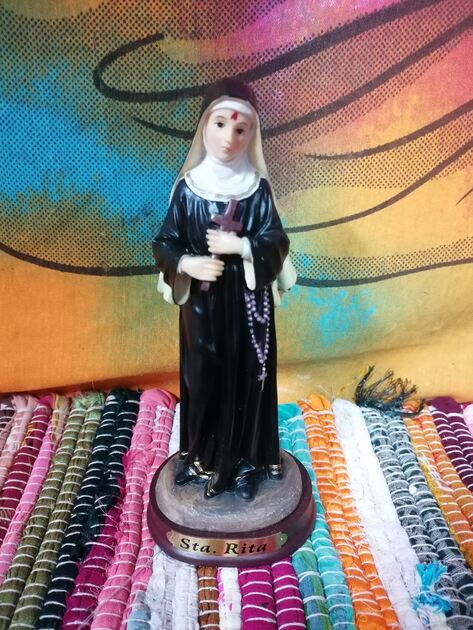 Santa Rita Cassia 20cm . Estátuas e artigos religiosos