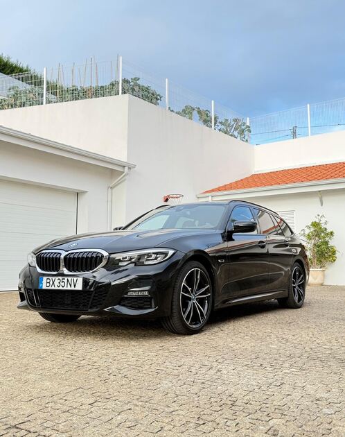 BMW 320 e Touring Pack Desportivo M Auto. Carros