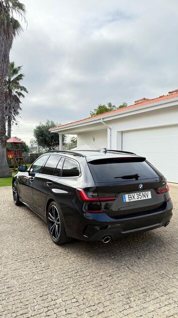 BMW 320 e Touring Pack Desportivo M Auto. Carros