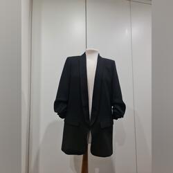 blazer Zara. Casacos mulher