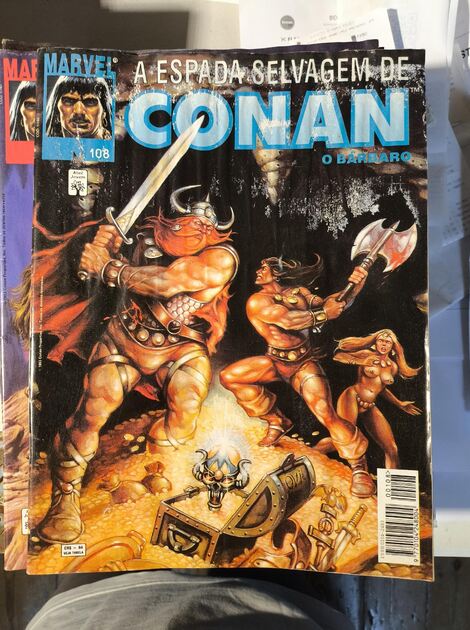 A Espada Selvagem de Conan (77 vols). Livros
