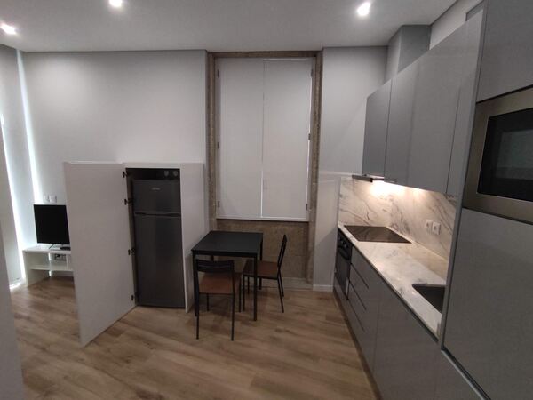 Apartamento. Casa e apartamentos para vender