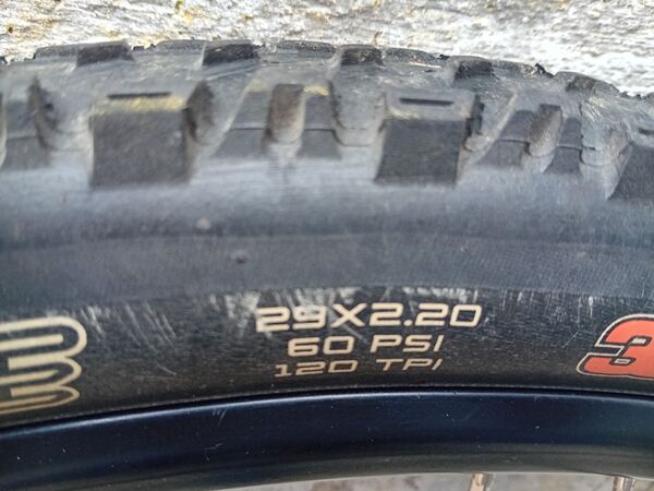 roda traseira 27,5 semi-nova . Bicicletas