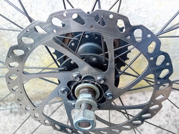 roda traseira 27,5 semi-nova . Bicicletas