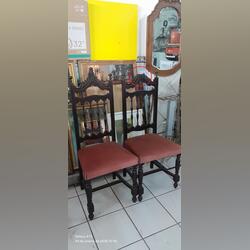 2 cadeiras para desocupar. Cadeiras