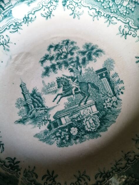 prato soupeiro antigo , cavalinho , sem carimbo. Outros