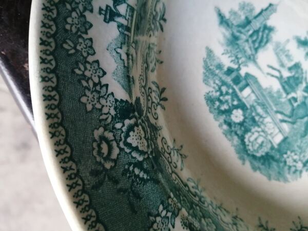 prato soupeiro antigo , cavalinho , sem carimbo. Outros