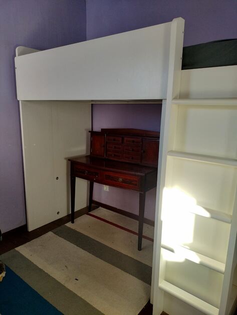 Cama alta Ikea sem secretária . Camas