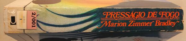 Presságio de Fogo - Marion Zimmer Bradley. Livros