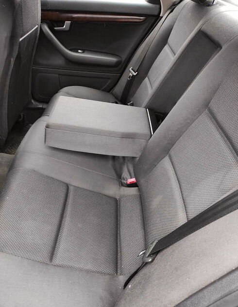 Audi A4 1.9 TDI 130 cv. Carros