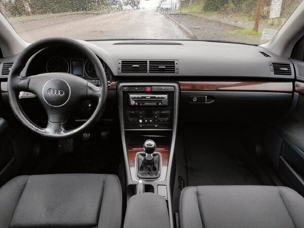 Audi A4 1.9 TDI 130 cv. Carros