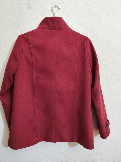 Casaco 3 quartos de Senhora, vermelho escuro da In Extenso . Casacos mulher