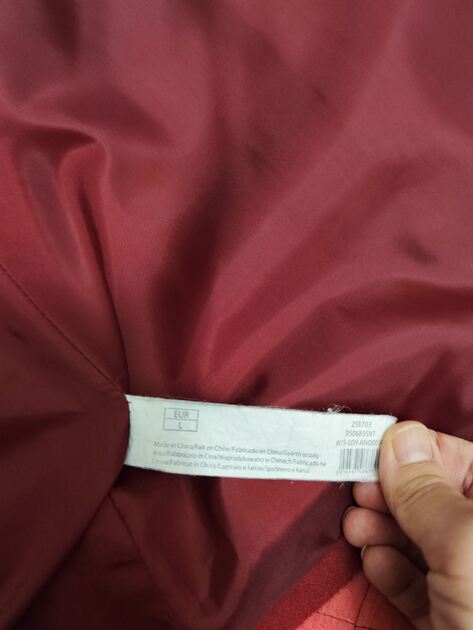 Casaco 3 quartos de Senhora, vermelho escuro da In Extenso . Casacos mulher