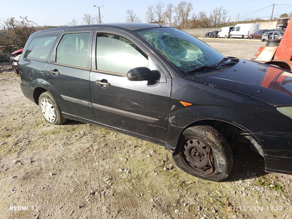 Para peças Ford Focus SW 1.4 Ano 2000. Carros para Peças