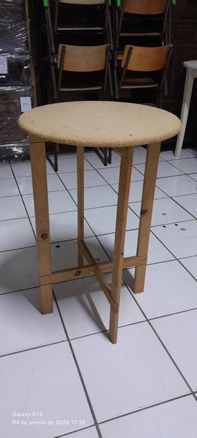 Mesinha de apoio nº 3. Móveis para TV